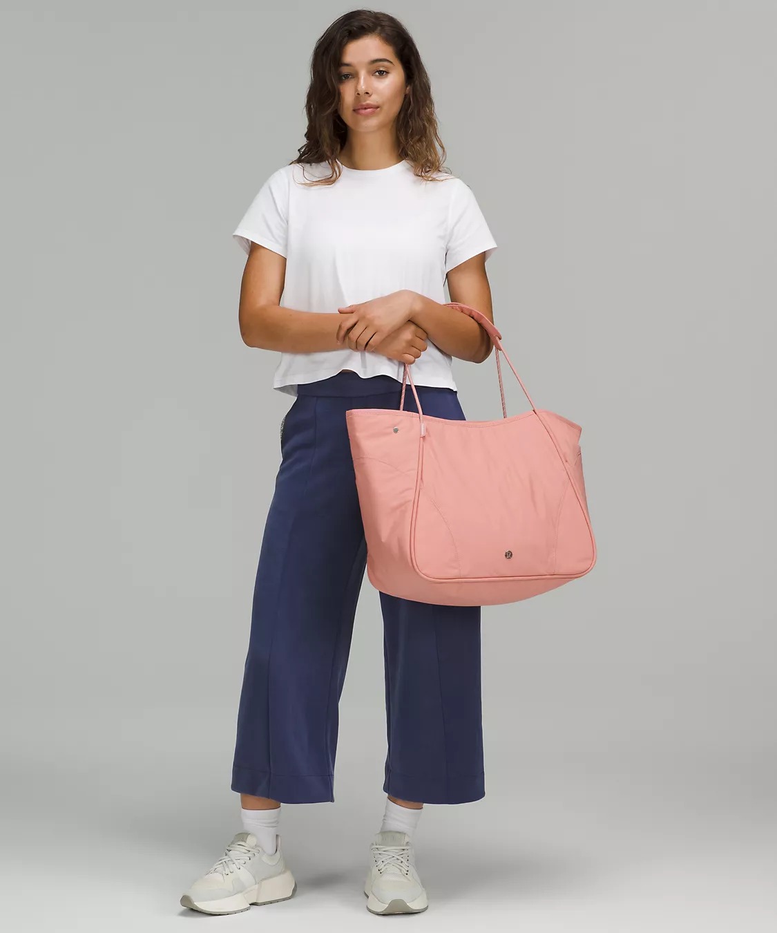 Lululemon on sale large tote